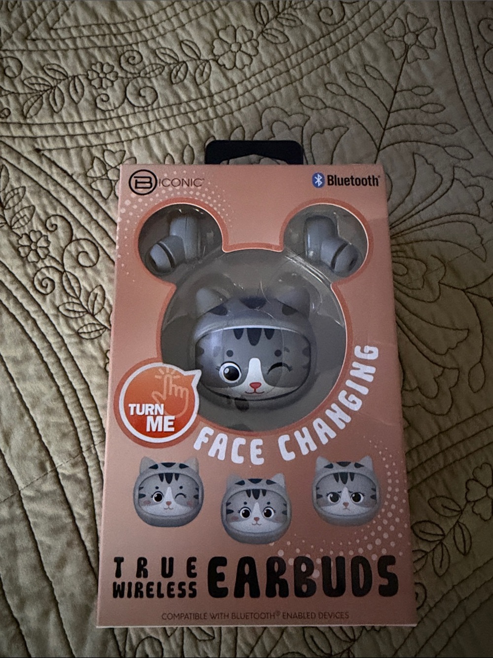 Bluetooth True Wireless Earbuds - Pink Face-Changing Cat Design